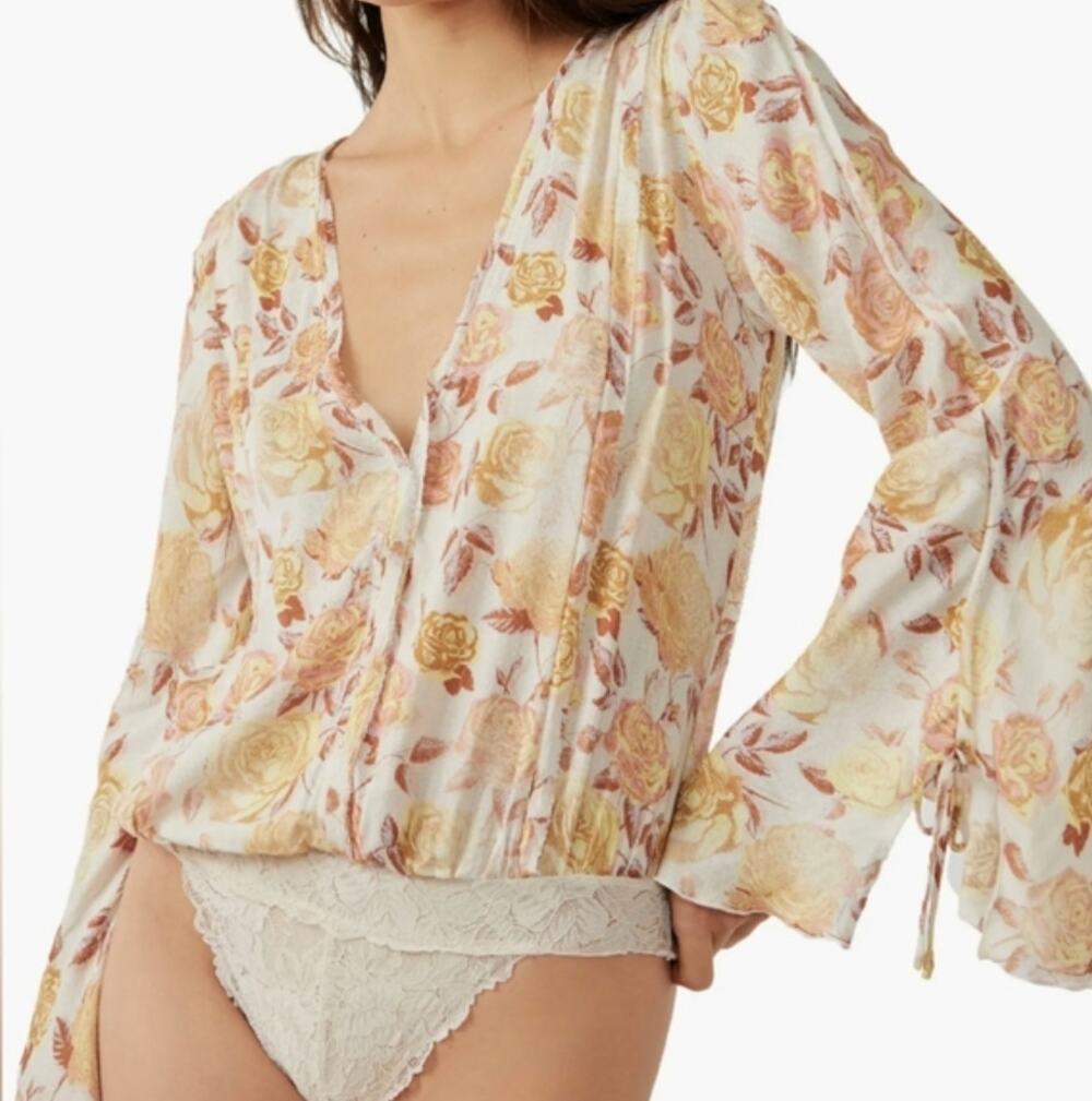 Free People Everything's Rosy Bodysuit Top Size S Tea Combo Lace Floral Flare